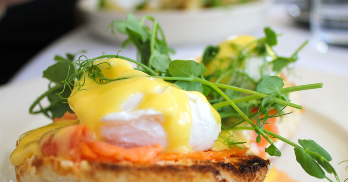 Huevos benedictinos con salmón ahumado Martiko