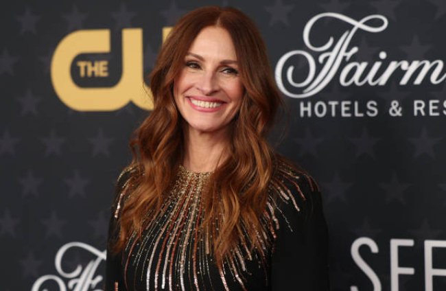 LOS ANGELES, CALIFORNIA - JANUARY 15: Julia Roberts attends the 28th Annual Critics Choice Awards at Fairmont Century Plaza on January 15, 2023 in Los Angeles, California. (Photo by Phillip Faraone/GA/The Hollywood Reporter via Getty Images