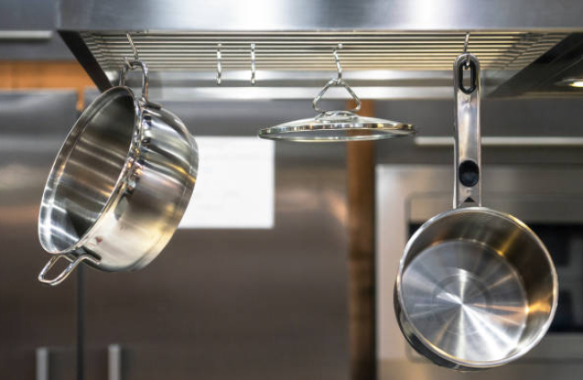 Stainless Steel Kitchenware hang on steel ba