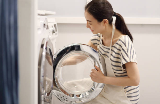 Cómo limpiar la lavadora según la OCU