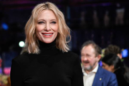 Australian actress Cate Blanchett poses on the red carpet for German premiere of the film 