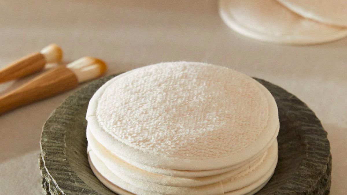 The Zara Home make-up remover discs that help you be more sustainable