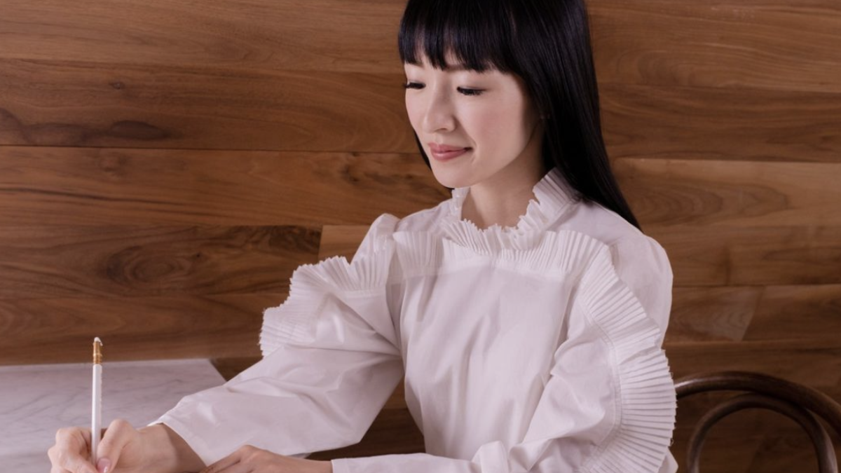 Marie Kondo's infallible method to save money step by step