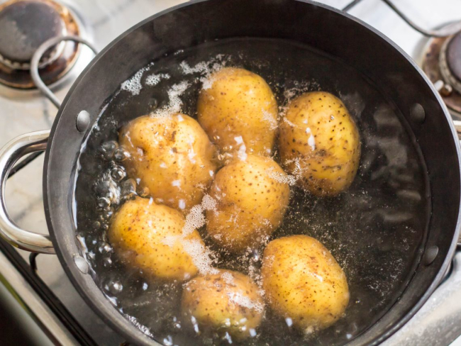 Cómo hacer puré de patatas cremoso, la receta y trucos de Karlos