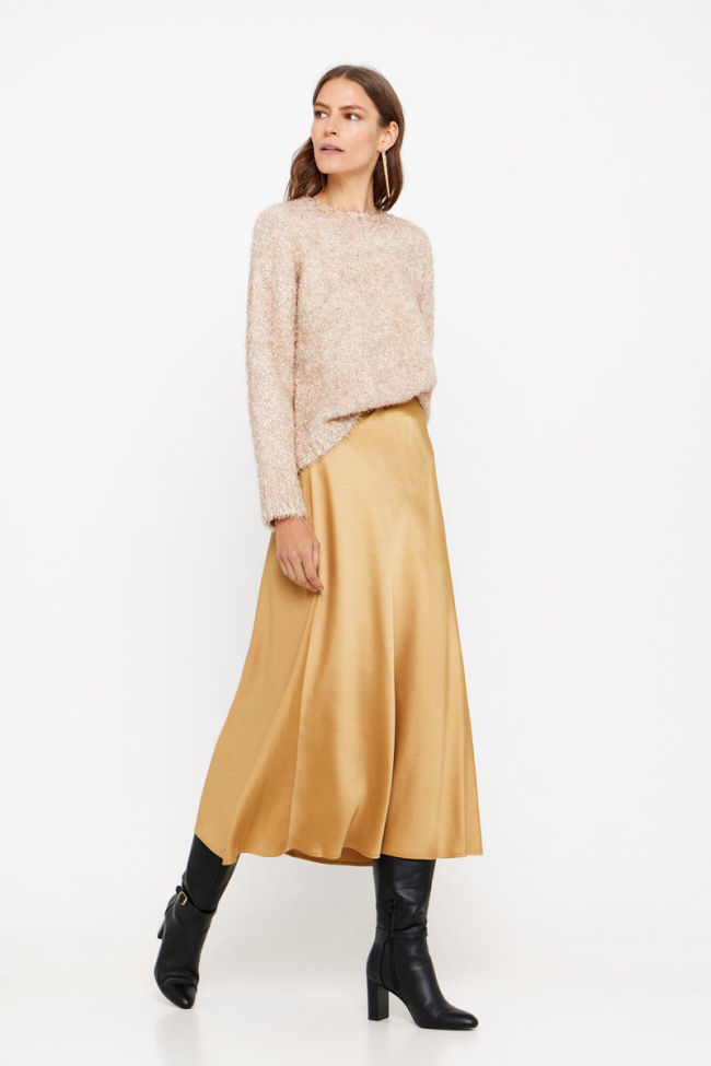 moda: Seis faldas largas elegantes que favorecen a todas y estilizan