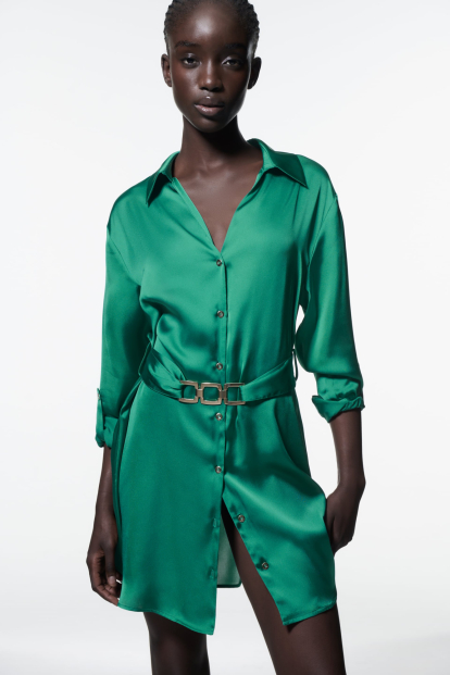 Zara tiene los 21 vestidos más ideales por menos de 30 euros en